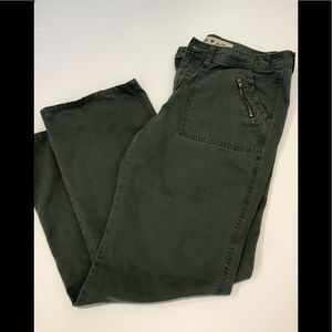 G.H.Bass & Co Bass Heritage pants size 12 olive